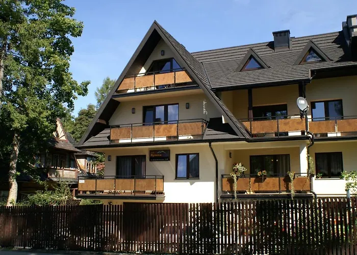 Bystra 民宿 扎科帕内